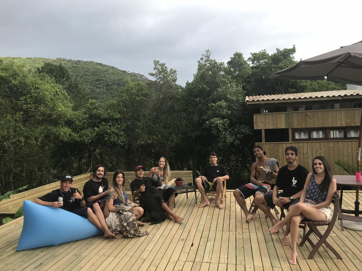 Pousada Guarda Beach House Guarda do Embau Ngoại thất bức ảnh