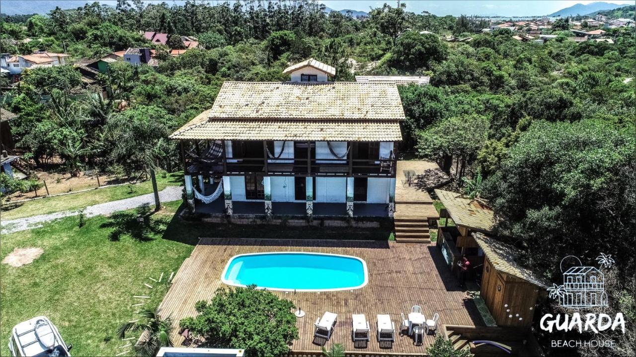 Pousada Guarda Beach House Guarda do Embau Ngoại thất bức ảnh