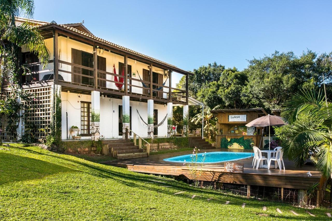 Pousada Guarda Beach House Guarda do Embau Ngoại thất bức ảnh
